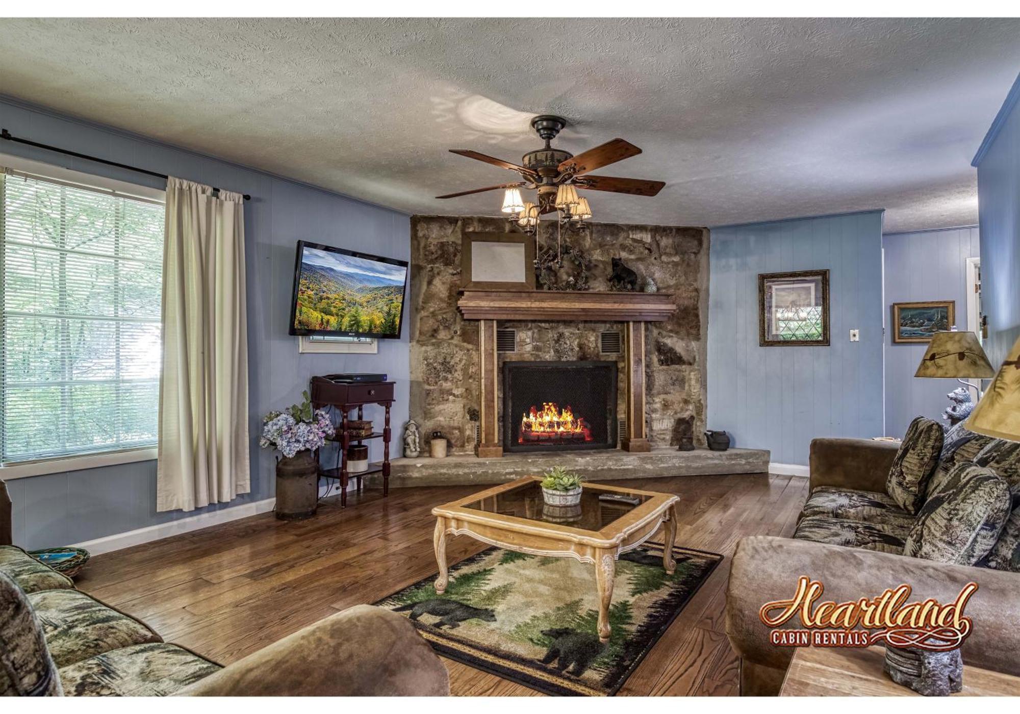 Villa Leprechaun Island à Gatlinburg Extérieur photo
